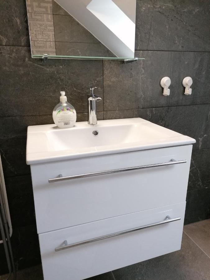 Mohacs Apartman מראה חיצוני תמונה