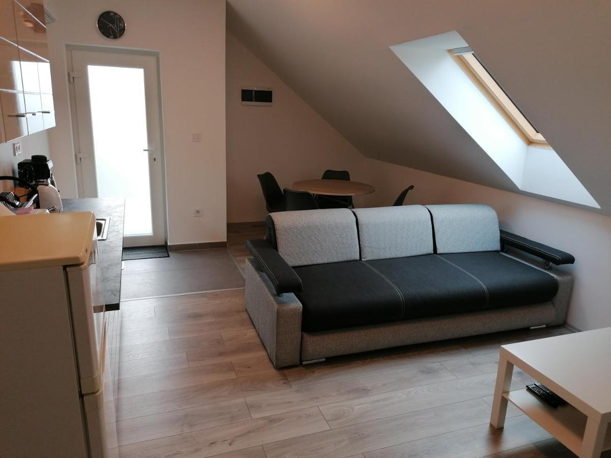 Mohacs Apartman מראה חיצוני תמונה