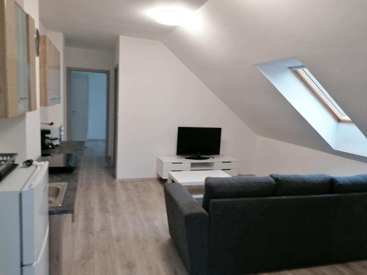 Mohacs Apartman מראה חיצוני תמונה