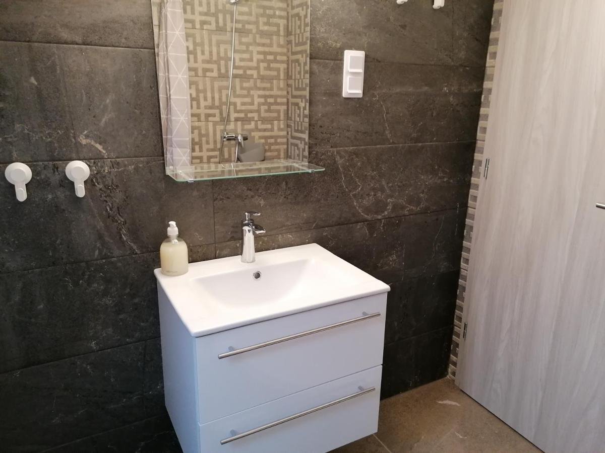 Mohacs Apartman מראה חיצוני תמונה