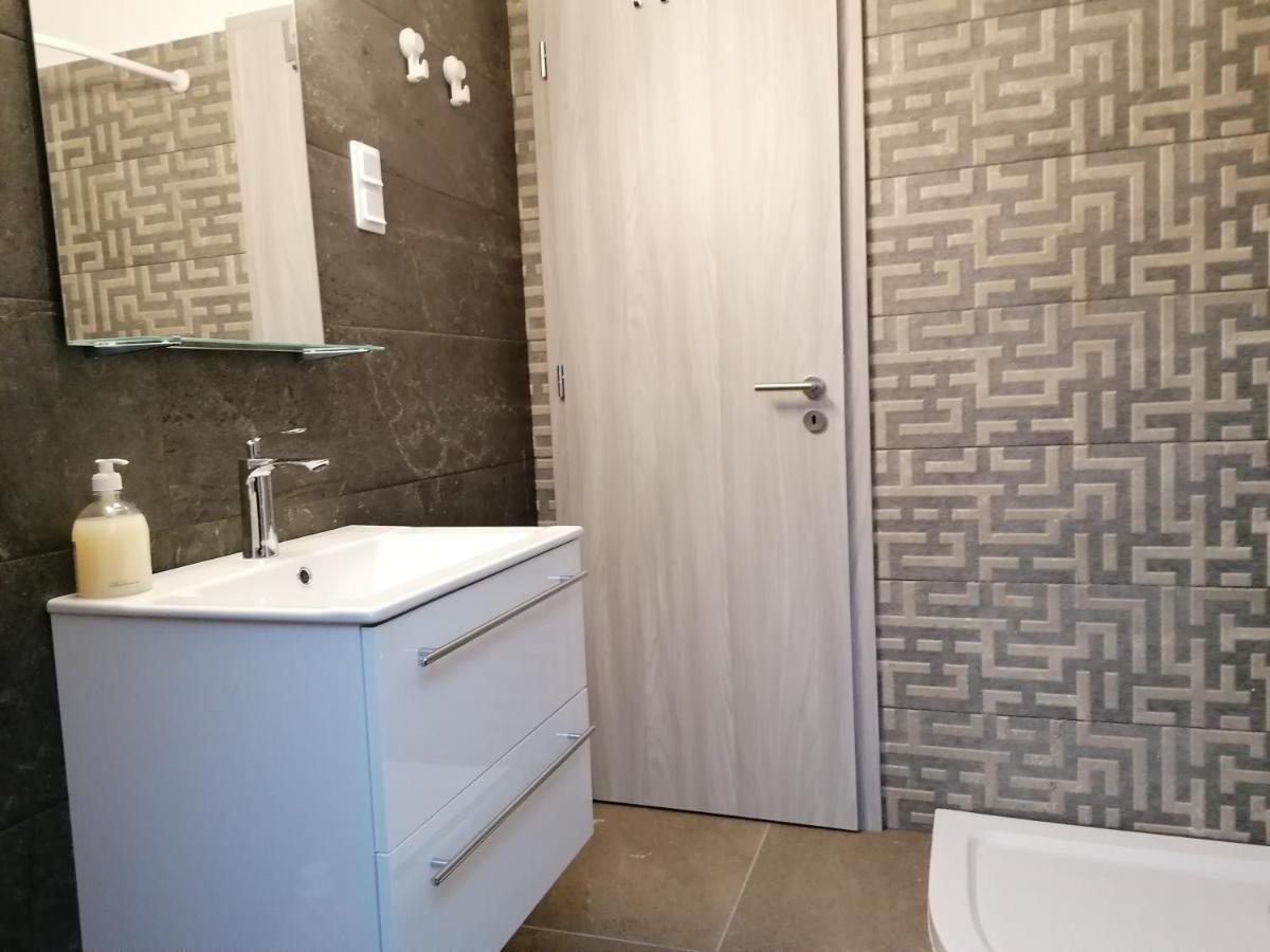 Mohacs Apartman מראה חיצוני תמונה