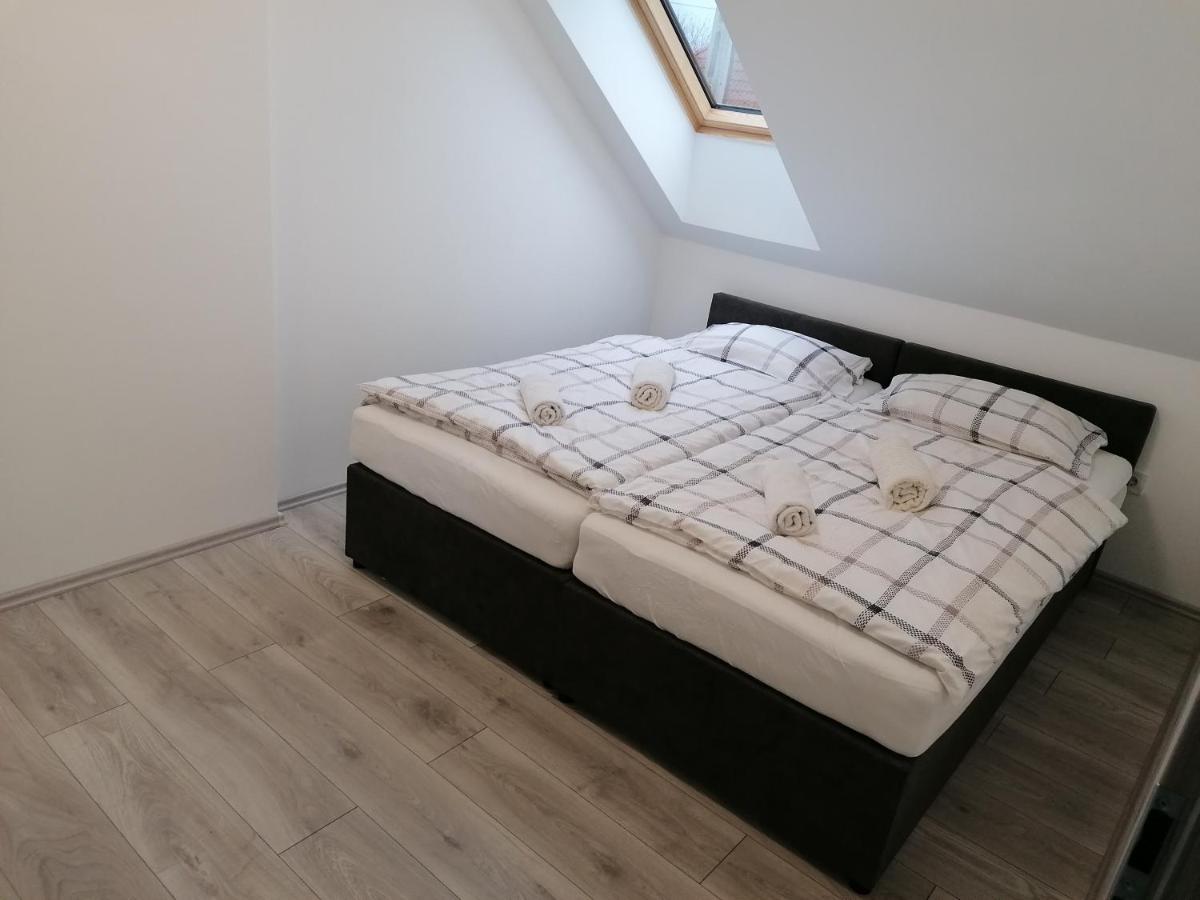 Mohacs Apartman מראה חיצוני תמונה