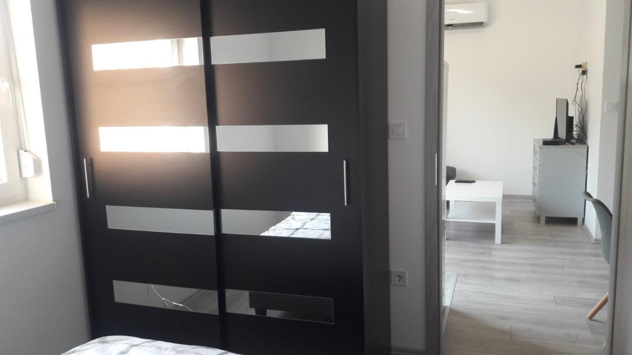 Mohacs Apartman מראה חיצוני תמונה